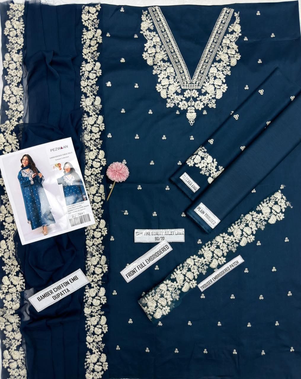 Pezwaan Lawn 2655 – Heavy Embroidered 3-Piece Suit with Bamber Chiffon Dupatta