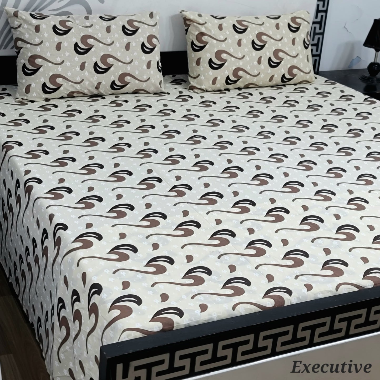 ChenOne Export Quality Pure Cotton Jumbo King Size Bedsheet Set (3-Piece)