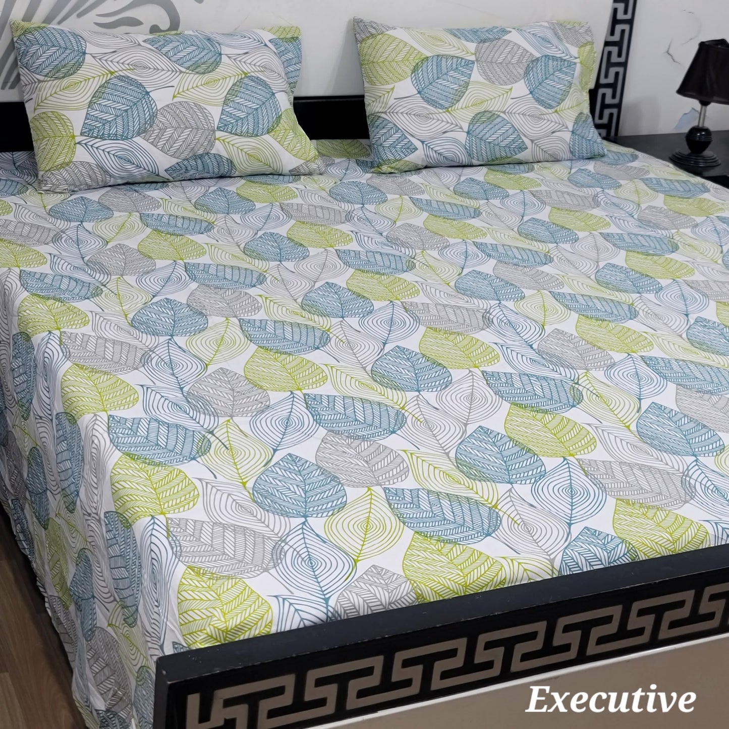 ChenOne Export Quality Pure Cotton Jumbo King Size Bedsheet Set (3-Piece)